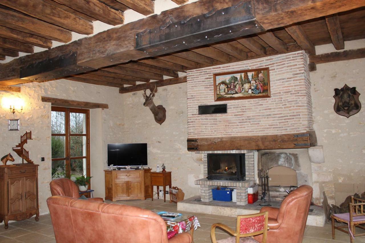 Bed and Breakfast Domaine De La Touche Mosnay Esterno foto